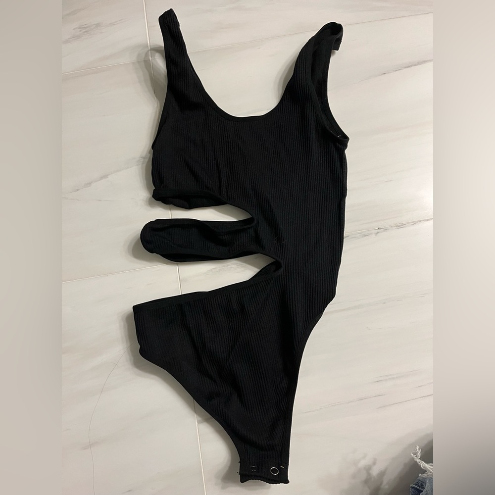 Anwnd Black Cutout Tank Bodysuit